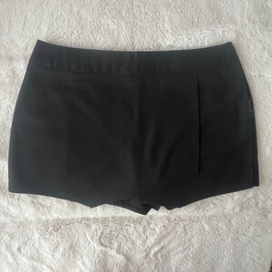 Women's Gap Black Skort Size US 6